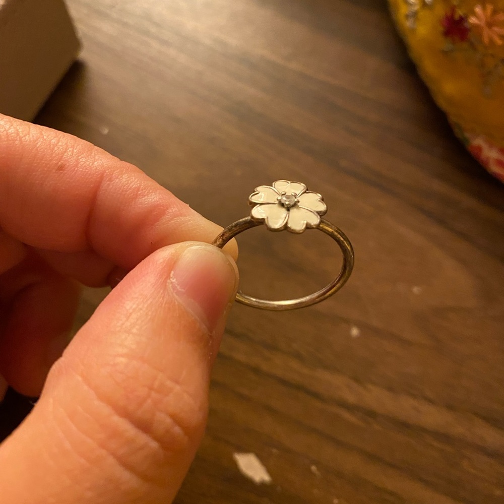 Pandora Flower Ring